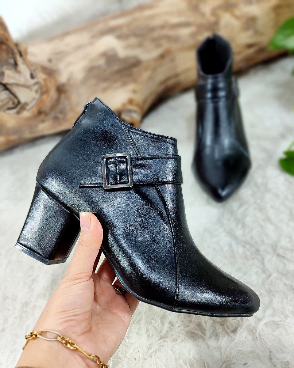 مشاهده قیمت نیم بوت مجلسی زنانه مدل سوگند کد 99939