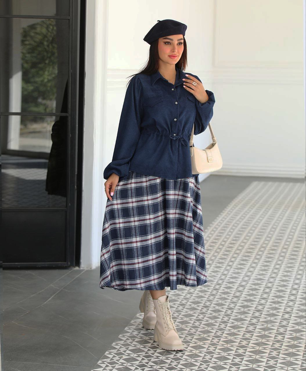 خرید اینترنتی کت و دامن طرح پانیذ کد 99149