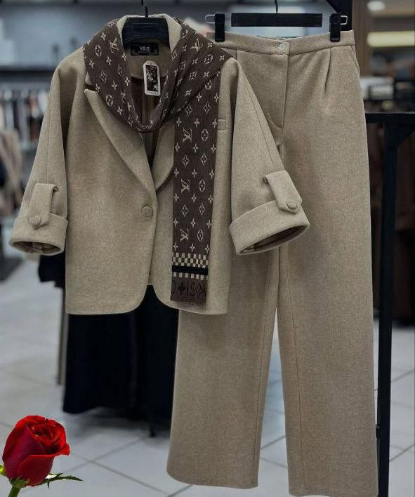 سفارش کت شلوار آستین سربع مدل لهستان کد 37327