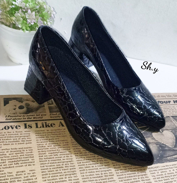 مشاهده قیمت کفش پاشنه دار مجلسی بهار کد 262