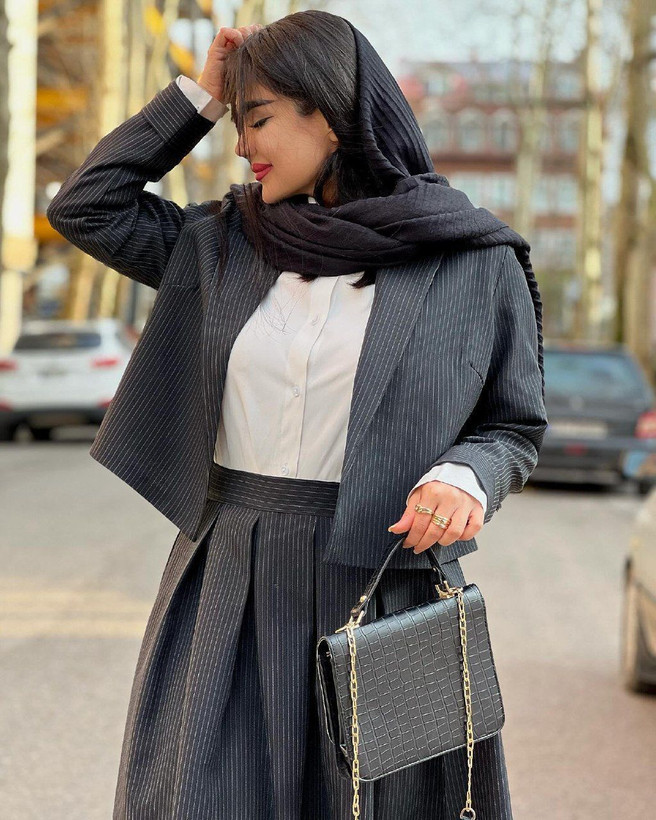 مشاهده قیمت و خرید اینترنتی کت دامن مروارید